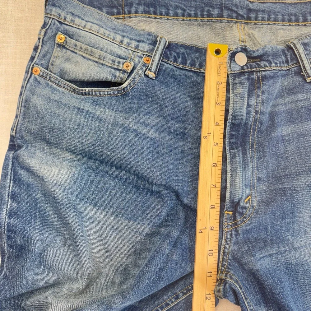 Levis‎ 541 Athletic Taper Mens Jeans 38x30 Blue Denim Medium Wash Distress Fade